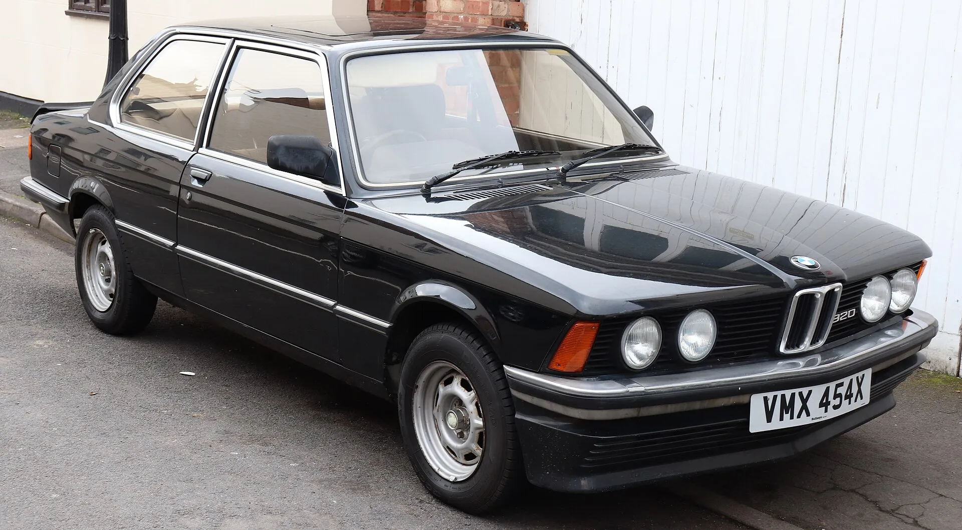 BMW Serie 3 Sedán