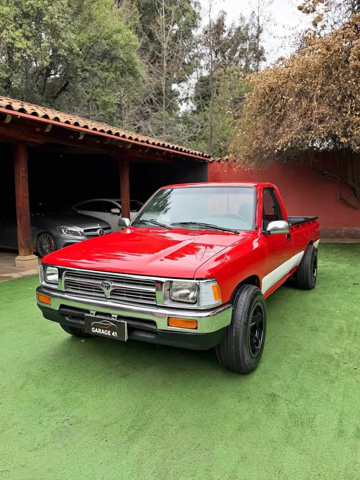 1995 Toyota Hilux