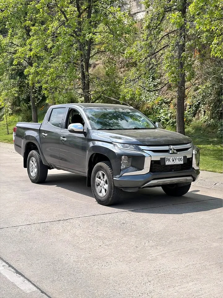 2021 Mitsubishi L200