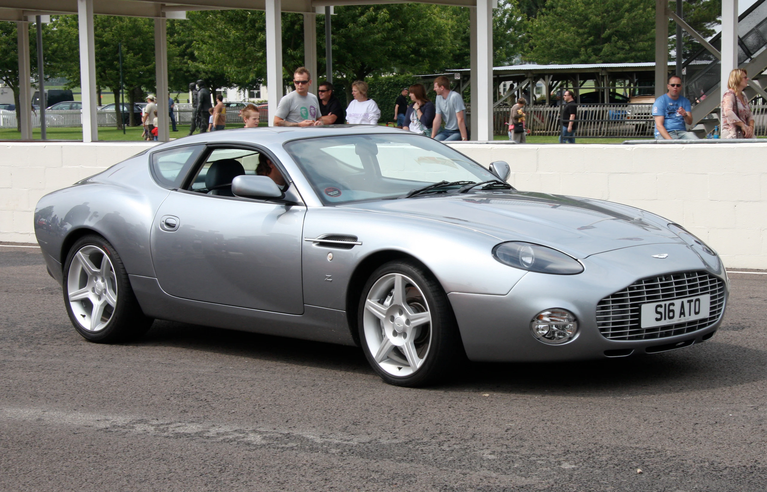 Aston Martin DB7